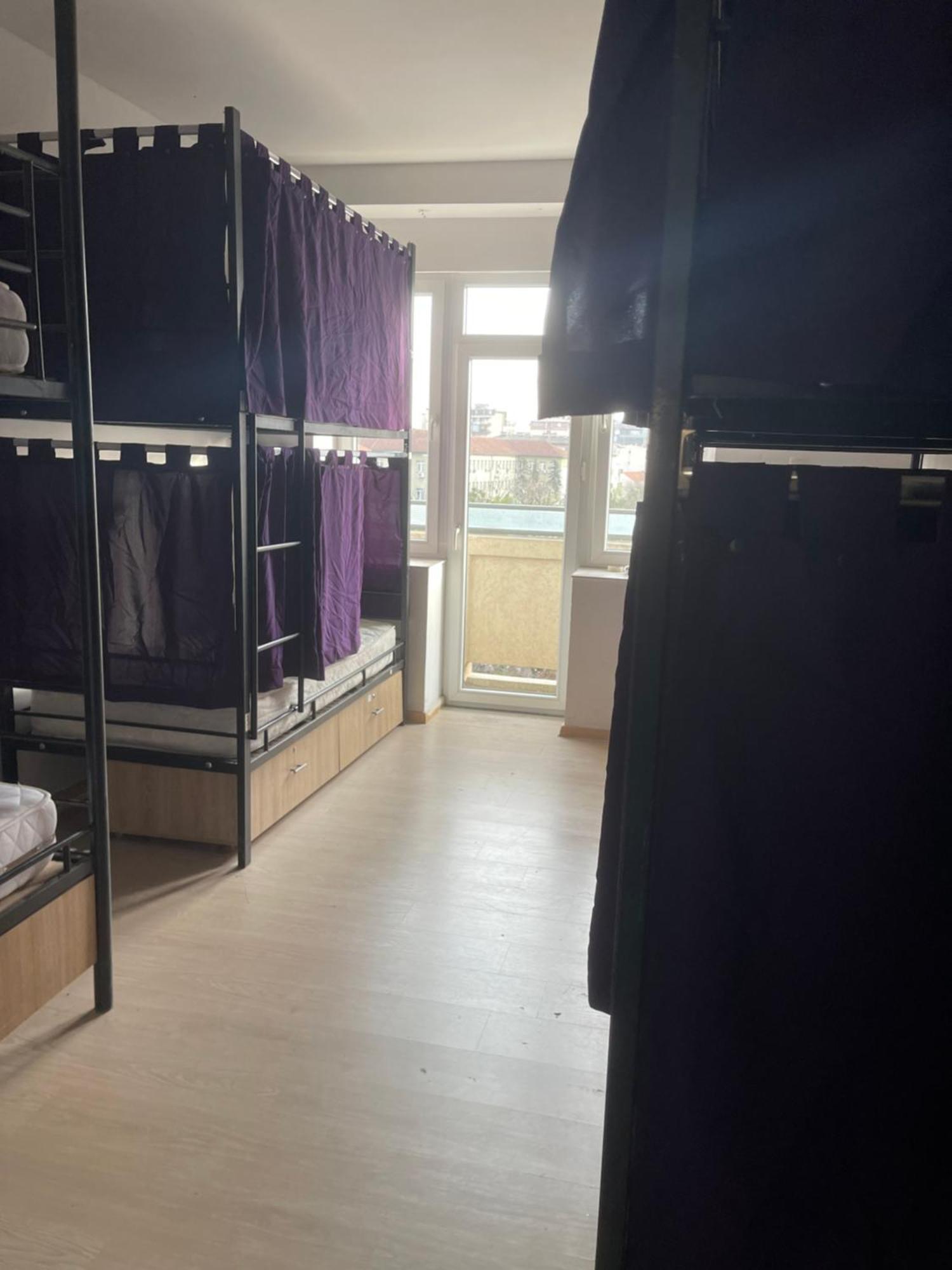 Newborn Comfort Hostel The Biggest Hostel Of Town With Best Location 프리슈티나 외부 사진