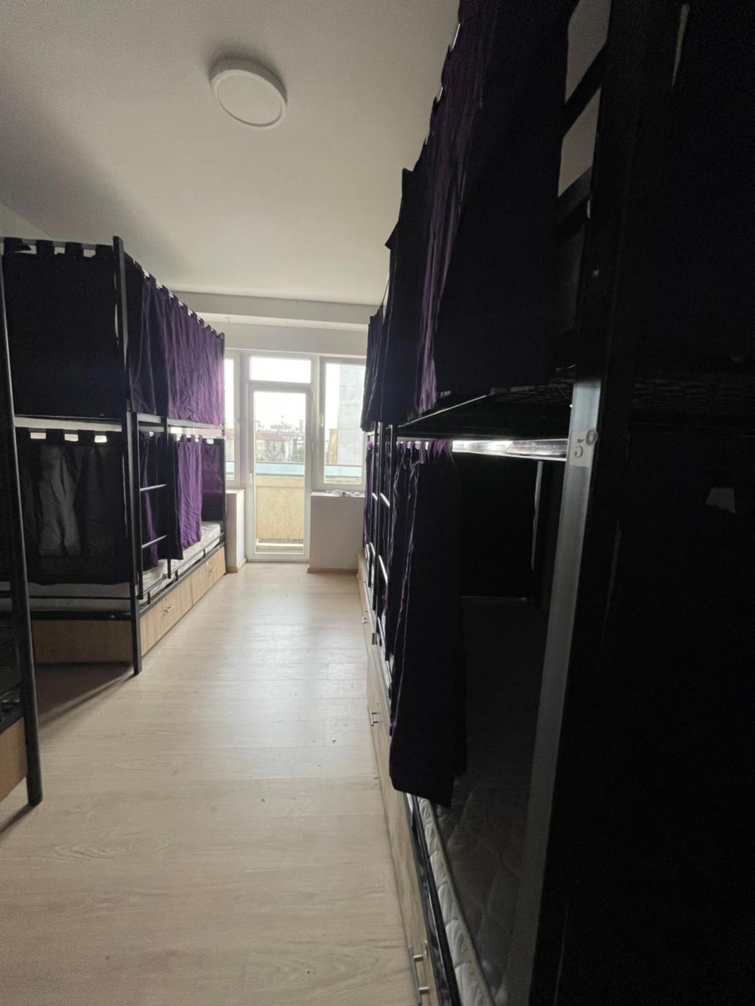 Newborn Comfort Hostel The Biggest Hostel Of Town With Best Location 프리슈티나 외부 사진